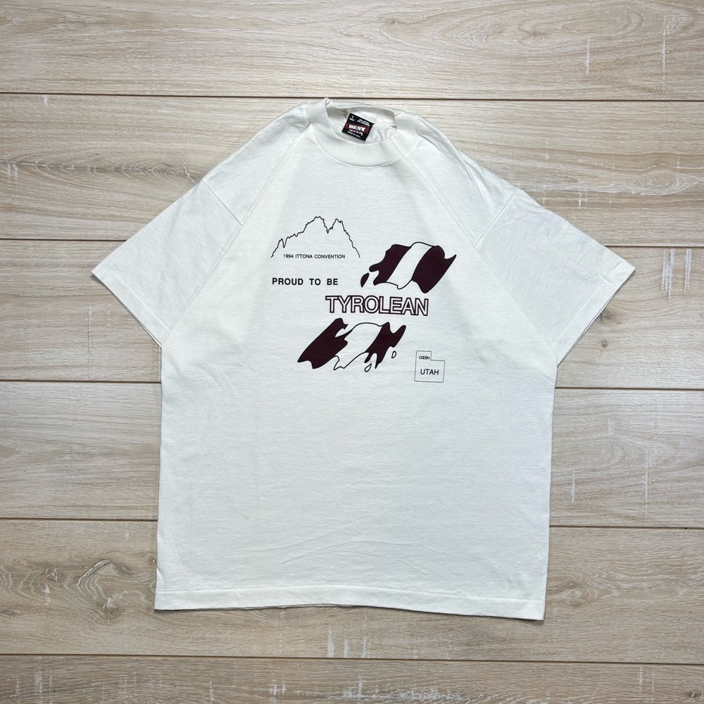 Vintage 90s Tyrolean Tee | Size L